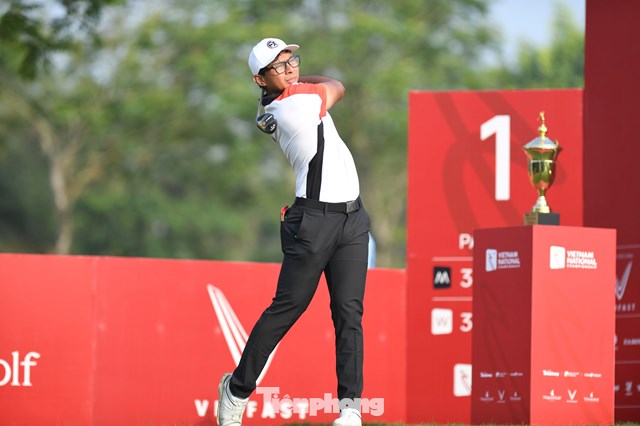 Nguyễn Phát Vinod Weerasinghe