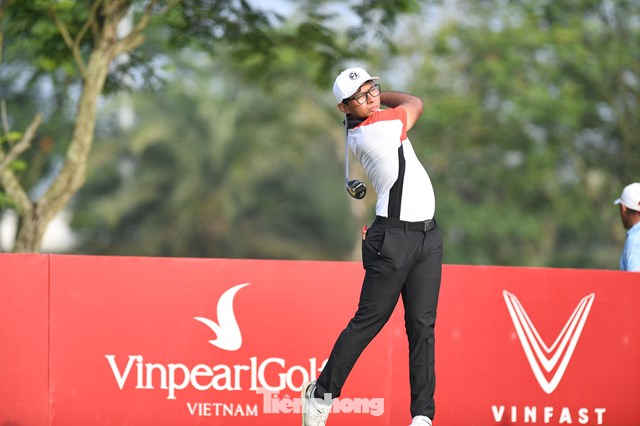 Nguyễn Phát Vinod Weerasinghe