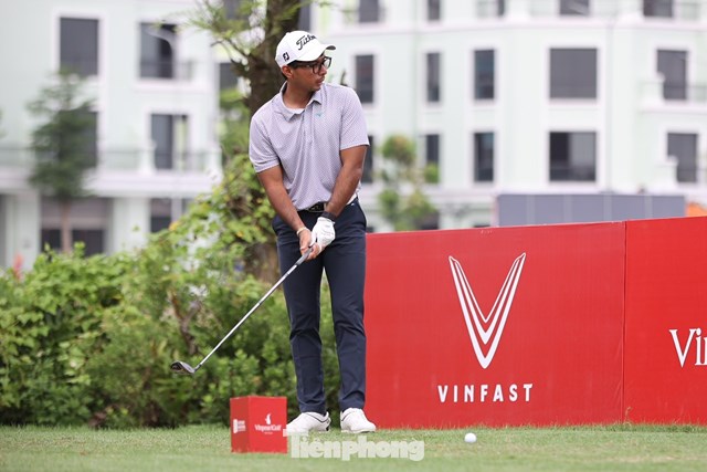 Nguyễn Phát Vinod Weerasinghe