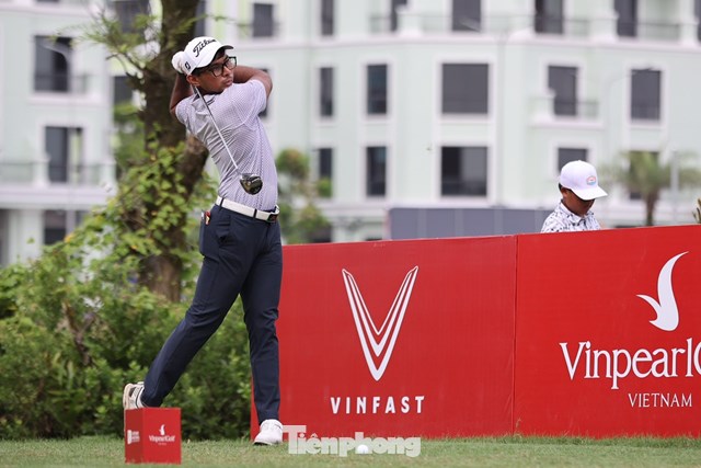Nguyễn Phát Vinod Weerasinghe