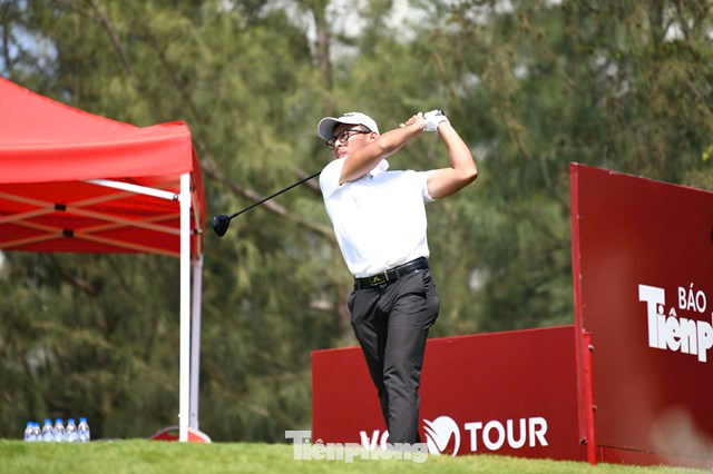 Nguyễn Phát Vinod Weerasinghe