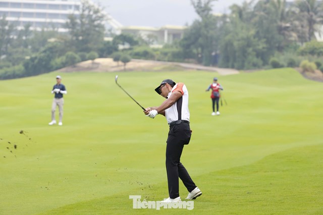 Nguyen Phat Vinod Weerasinghe
