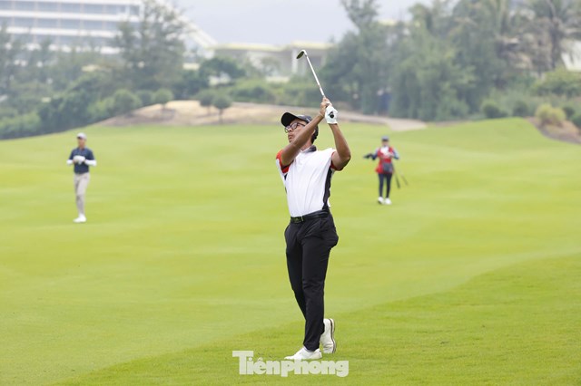 Nguyen Phat Vinod Weerasinghe