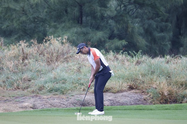 Nguyen Phat Vinod Weerasinghe