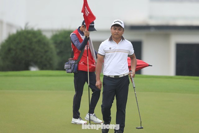 Trần Văn Hoàng 