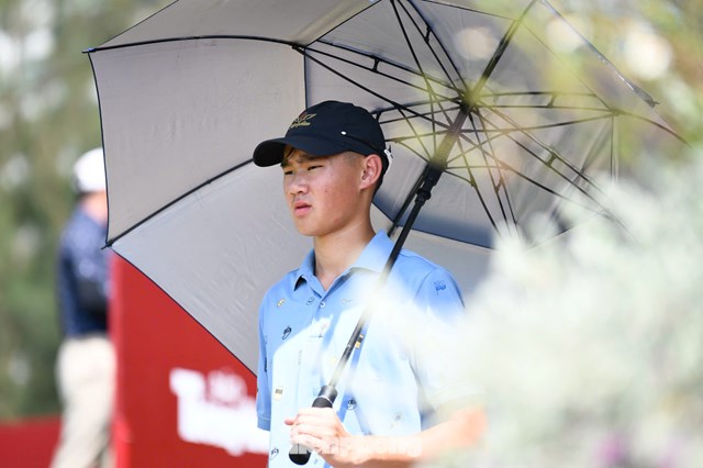Huang Akira Long Đình 