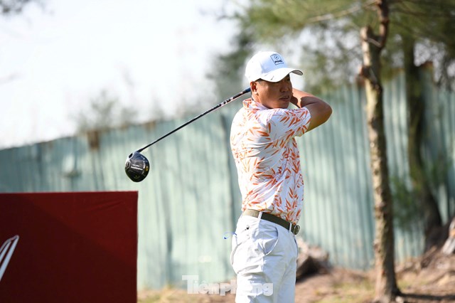 Nguyễn Anh Tuấn (83)